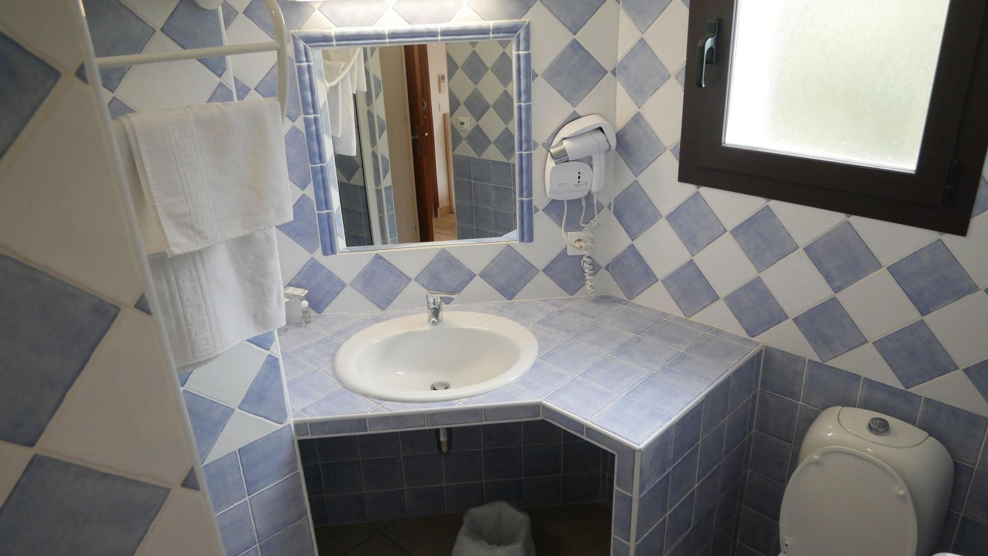 Corsica Porto-vecchio, Partie Dortoirs Auberge de jeunesse *