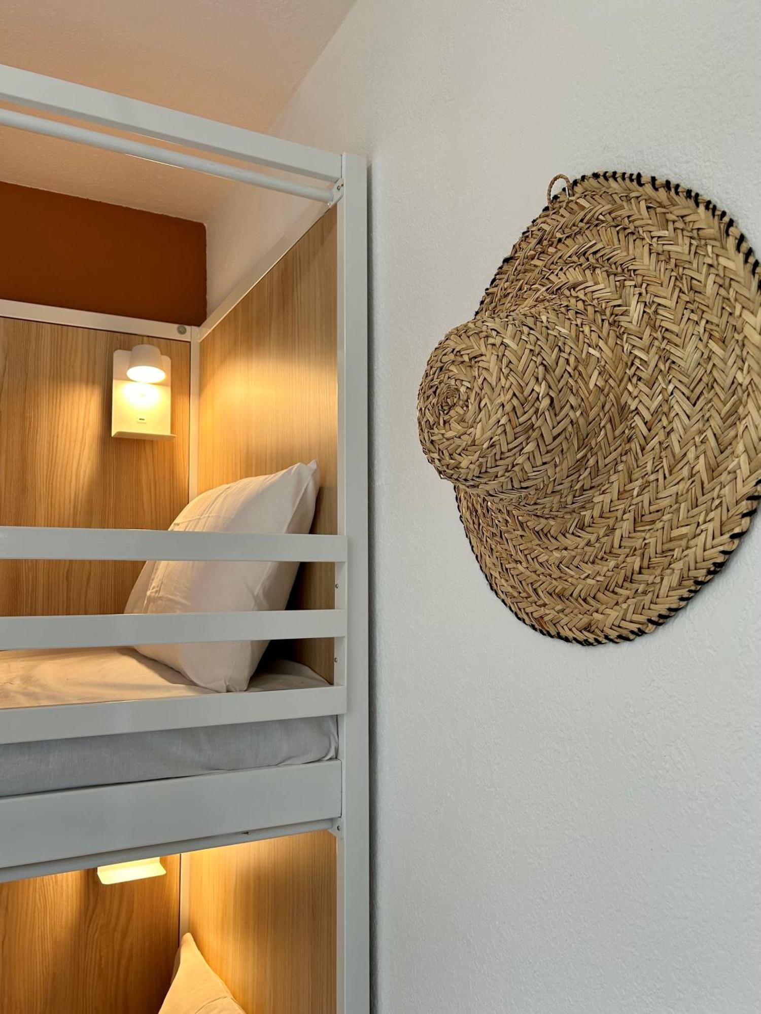 Corsica Porto-vecchio, Partie Dortoirs Auberge de jeunesse